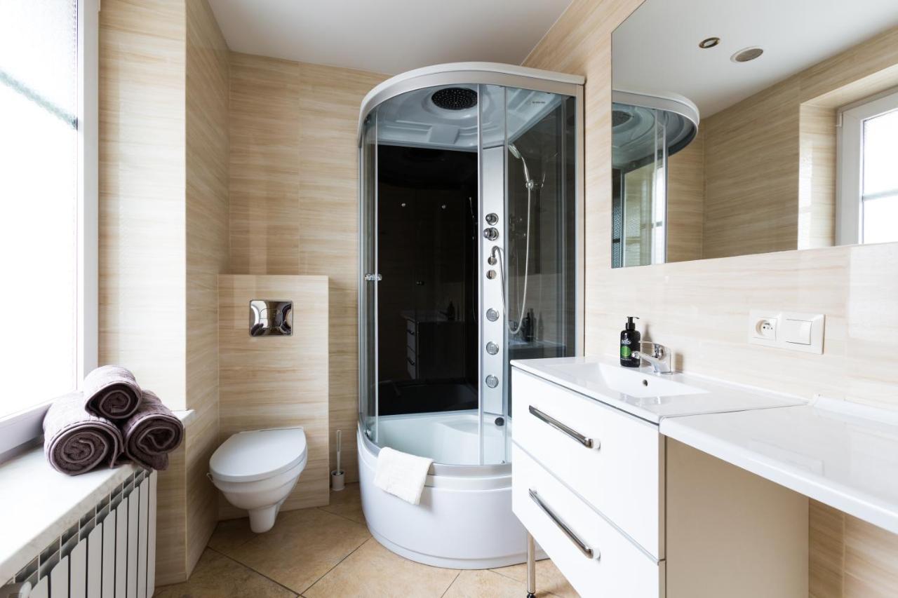 Aparthouse Apartamenty Centrum Sosnowiec Bagian luar foto