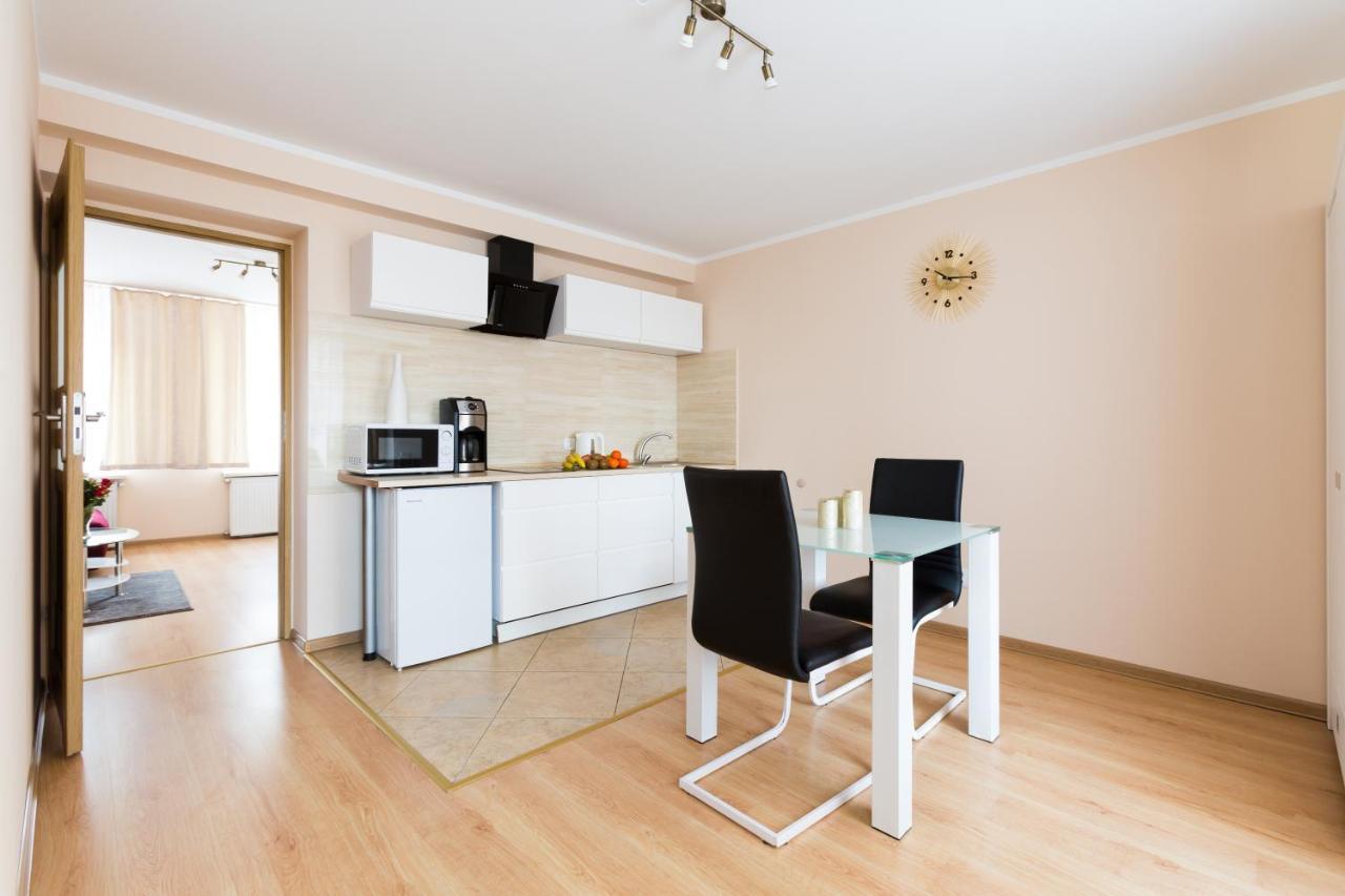 Aparthouse Apartamenty Centrum Sosnowiec Bagian luar foto